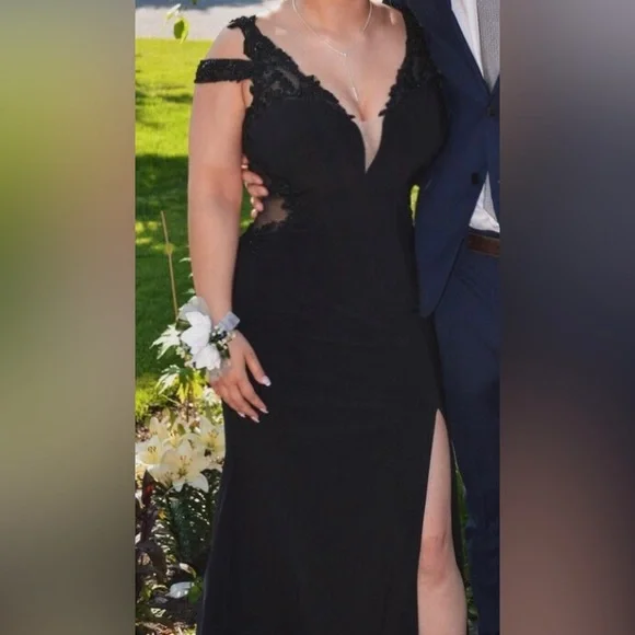 Prom Dress - Picture 2 of 3